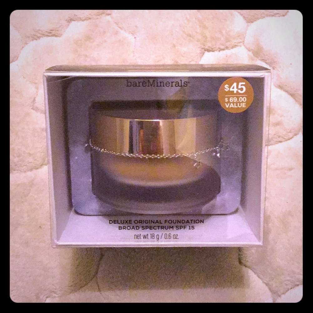 BareMinerals Med Tan Foundation Very Lg Sz 0.6 oz